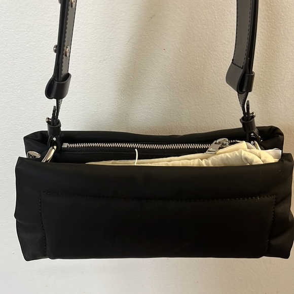 New GANNI PILLOW BAGUETTE BAG
BLACK - Black - Picture 5 of 6